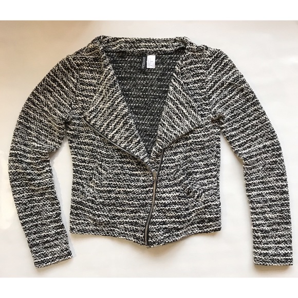 H&M Jackets & Blazers - H&M Black and White Tweed Zip Jacket